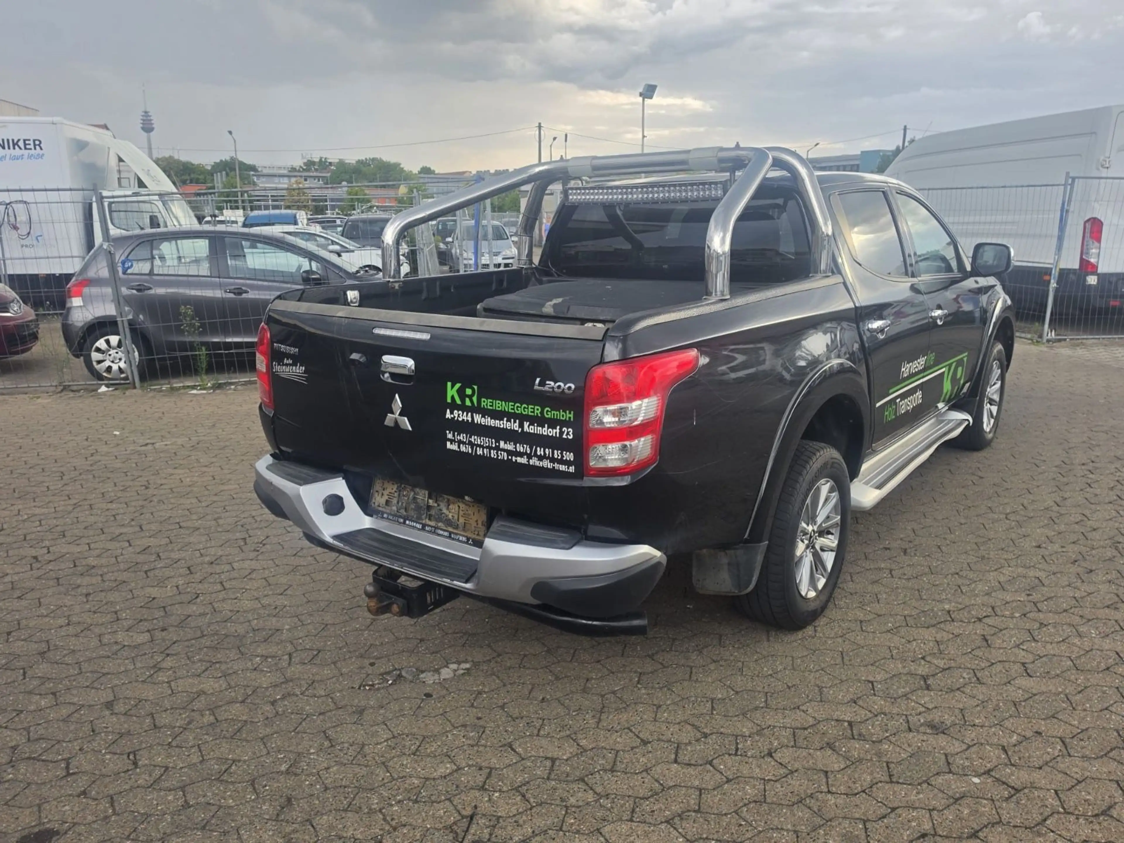 Mitsubishi L200 — photo 5
