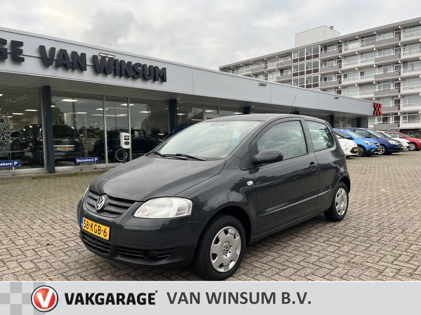 Volkswagen Fox 1.2 Trendline Nap Grijs - 1