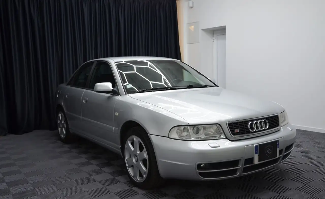 Audi S4 b5 berline, foto 2