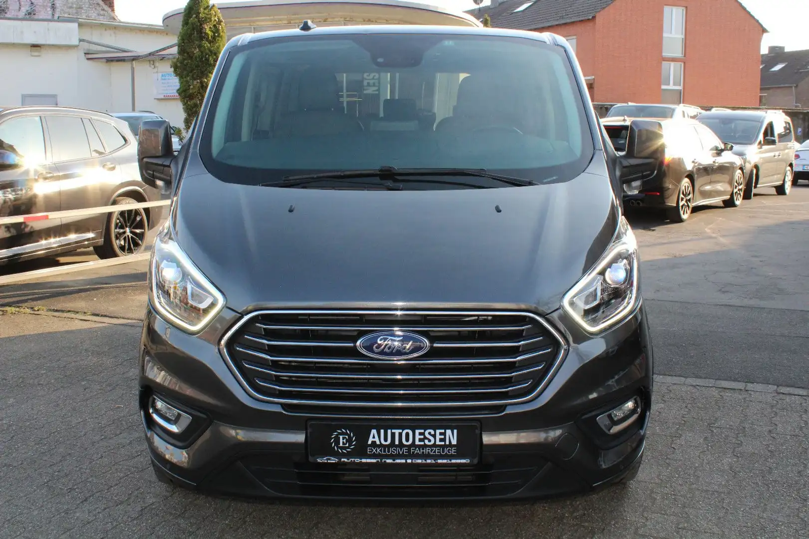 Ford Tourneo Custom TitaniumX+STANDHEIZUNG+KAMERA+AHK Grau - 2
