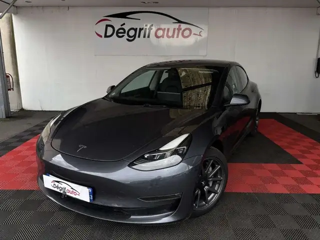 Tesla Model 3 Grande Autonomie AWD