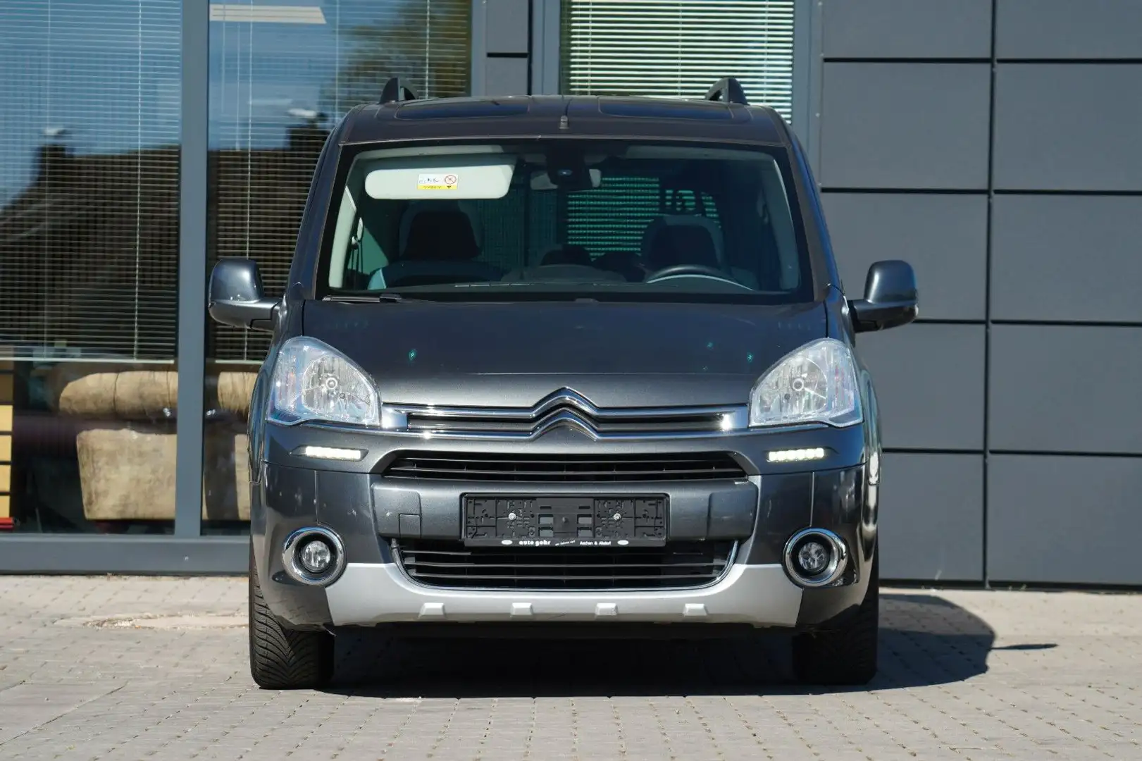 Citroen Berlingo Kombi Selection MIT 2 JAHREN GARANTIE Grigio - 2