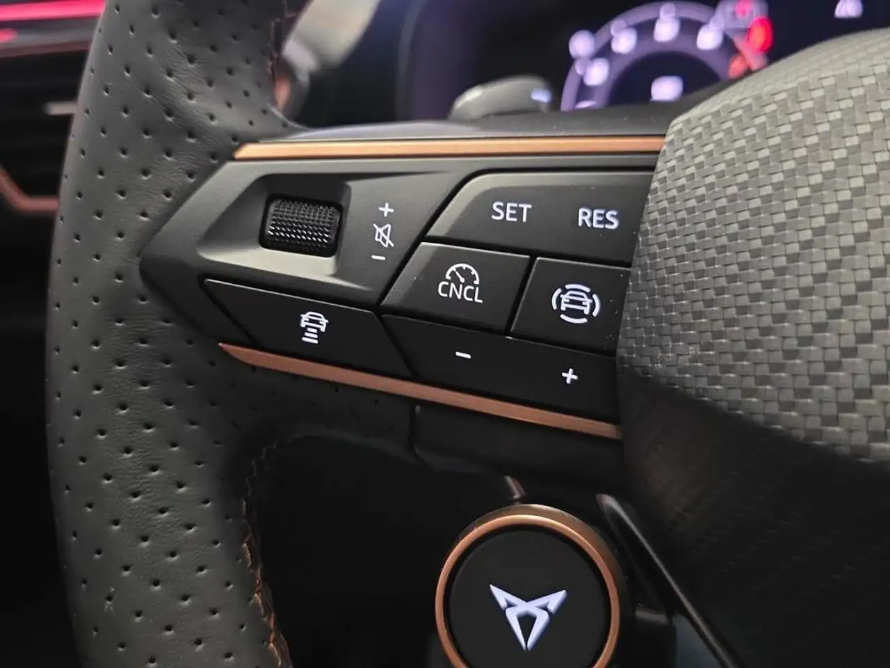 CUPRA Leon 2026 — фото 11