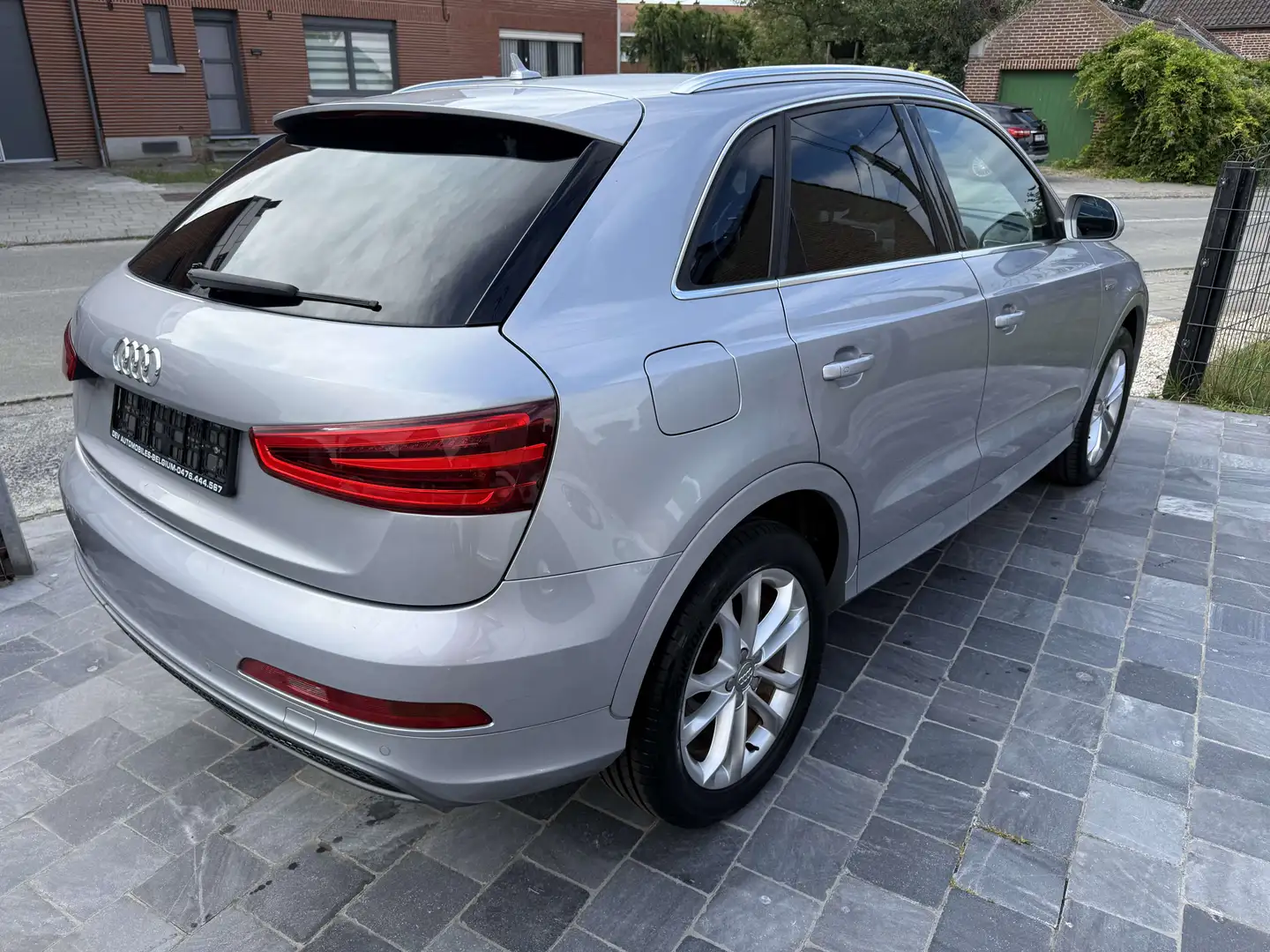 Audi Q3 Q3 2.0 TDi S line*GARANTIE 12M*TOIT PANO*etc Noir - 2