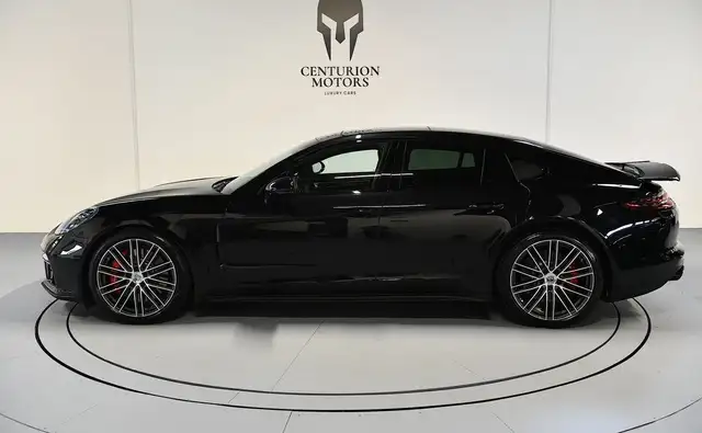 Porsche Panamera view 6