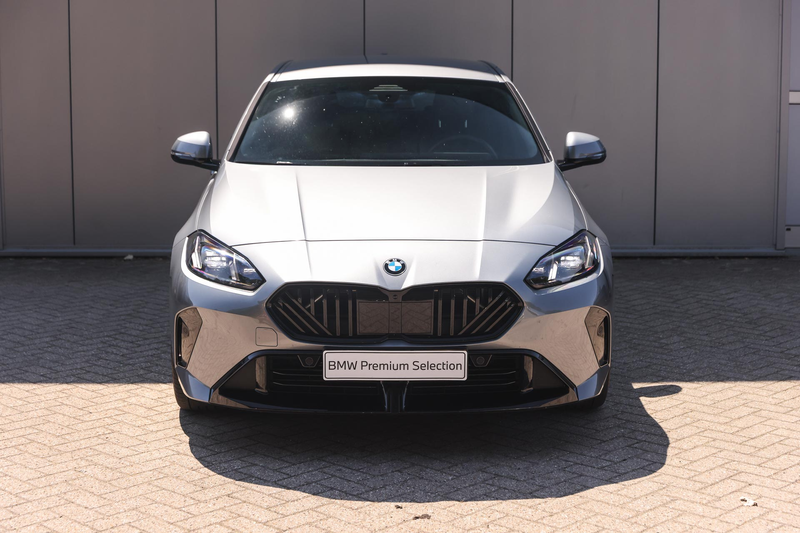 BMW 120 1 Serie M Sport Automaat / Sportstoelen / Achterui — photo 5