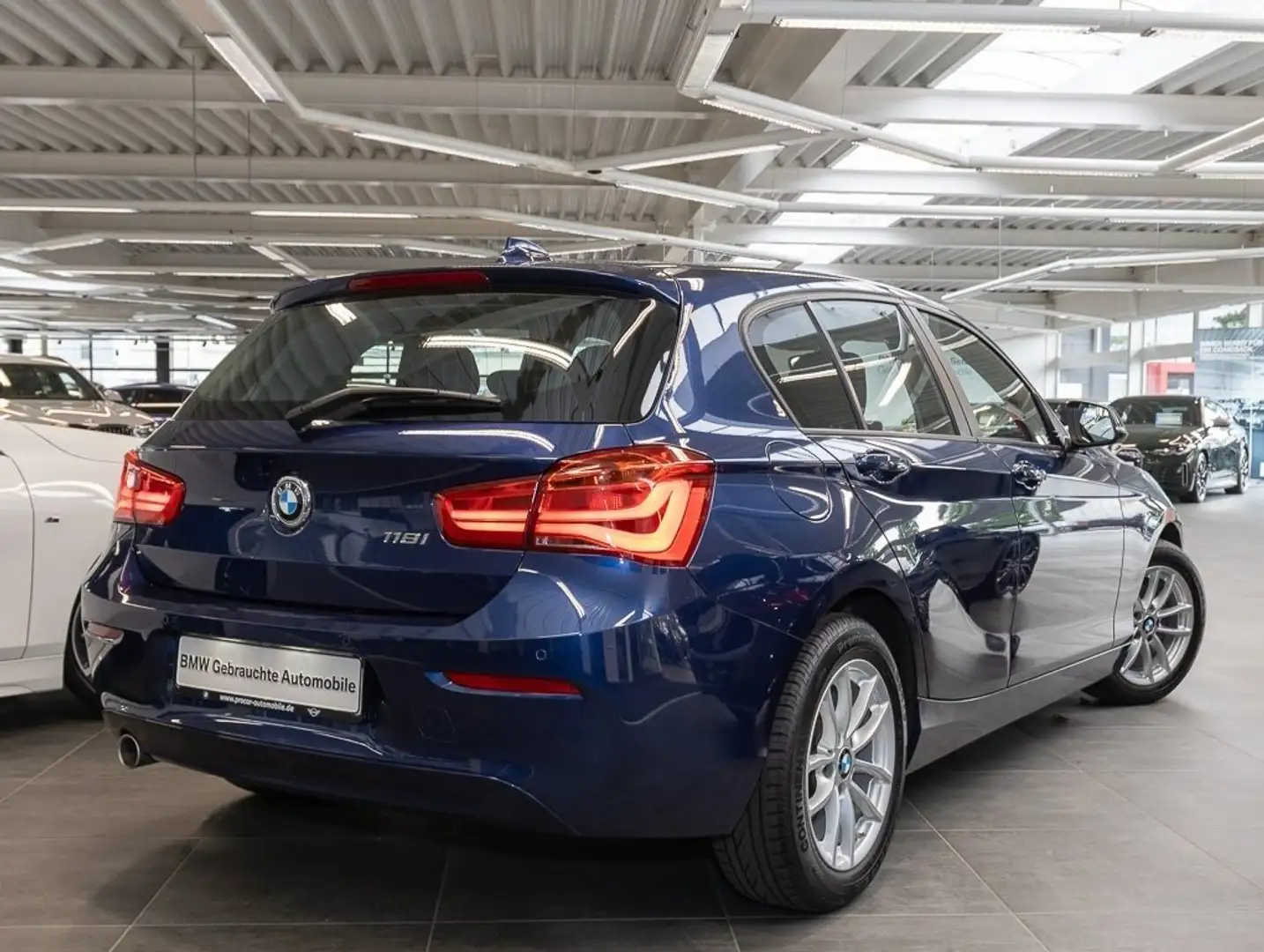BMW 118 i Advantage LED Tempomat USB Klimaaut. Shz Bleu - 2