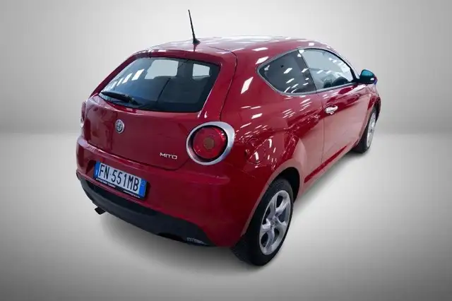 Alfa Romeo Mito view 4