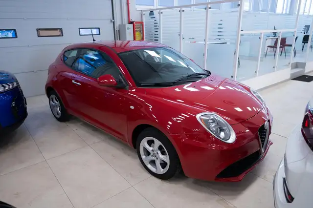 Alfa Romeo Mito view 12