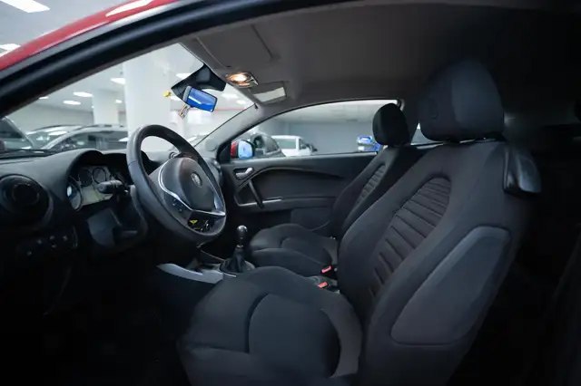 Alfa Romeo Mito view 5