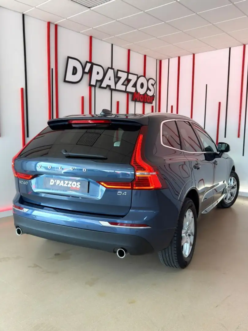 Volvo XC60 D4 Momentum Premium Edition Bleu - 2
