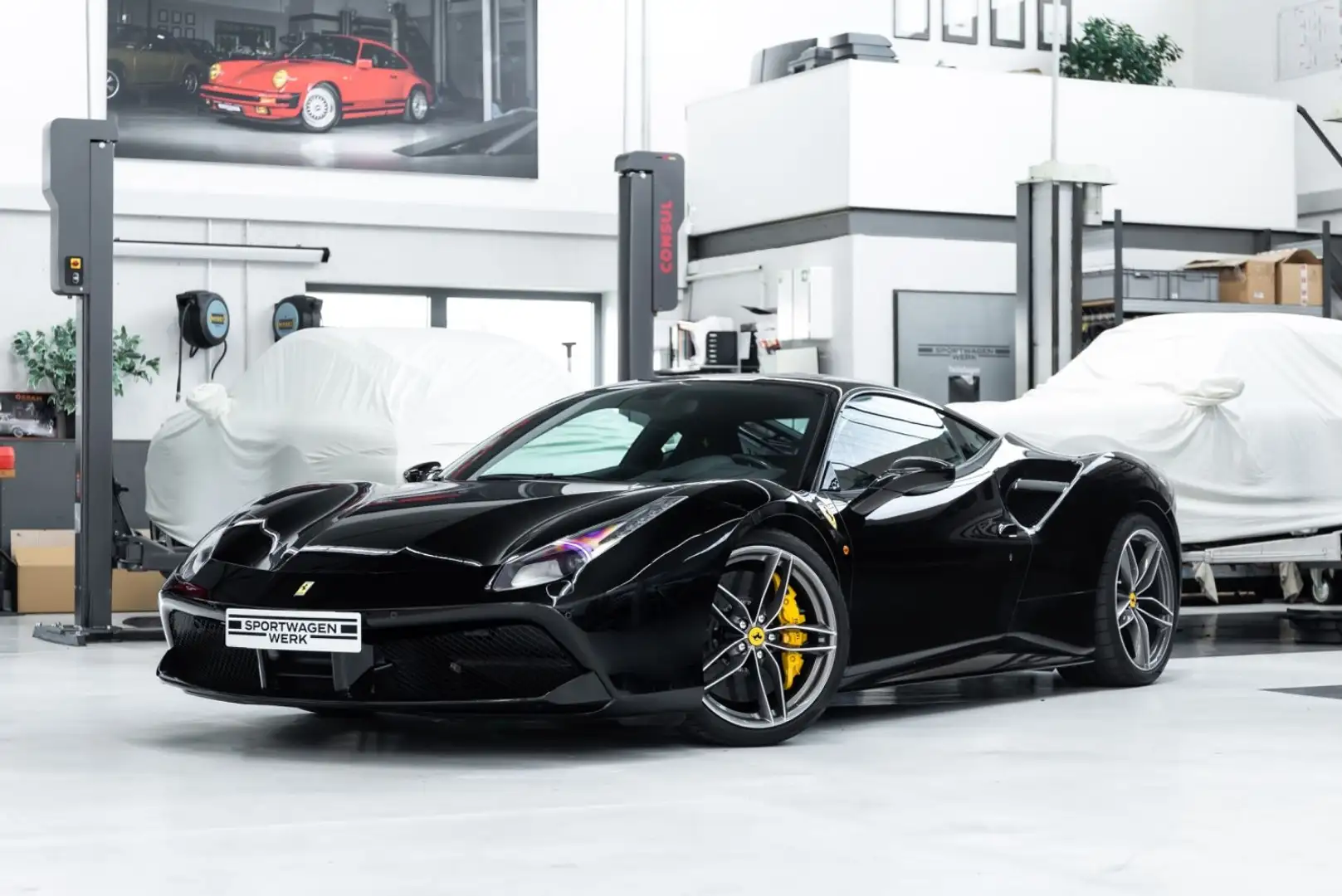 Ferrari 488 I Carbon I Racing Seats I 2. Hand I BRD Černá - 1