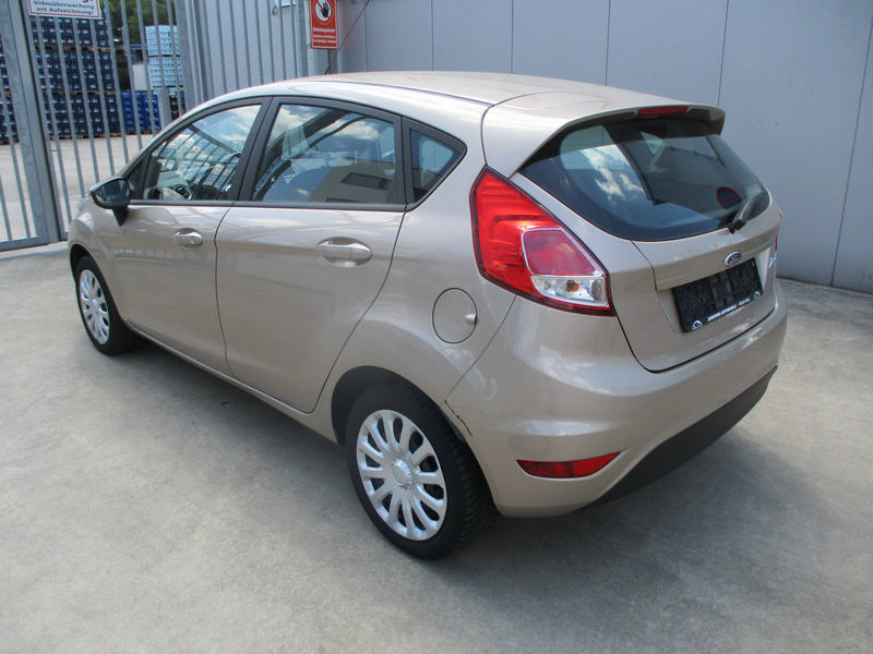 Ford Fiesta Trend — photo 4