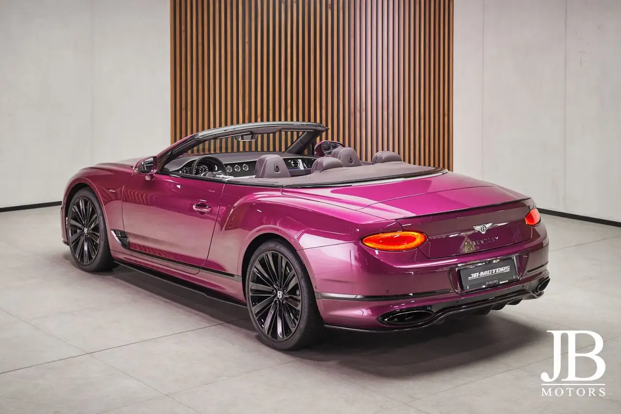 Bentley Continental GTC 2022