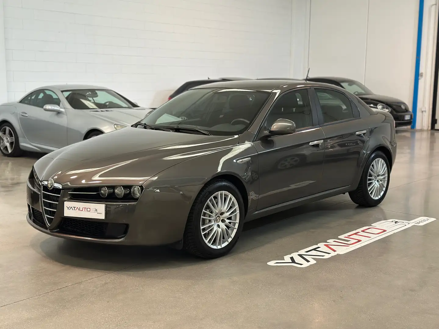 Alfa Romeo 159 159 1750 tbi Distinctive 200cv SOLO 59000 km Gris - 1