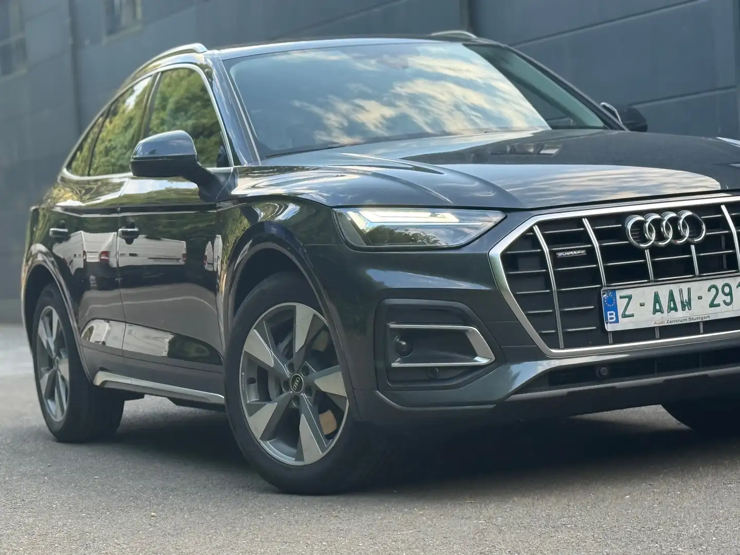 Audi Q5 Plug in 55 TFSIe Competition-2022-Coupe-Garantie Gris - 2