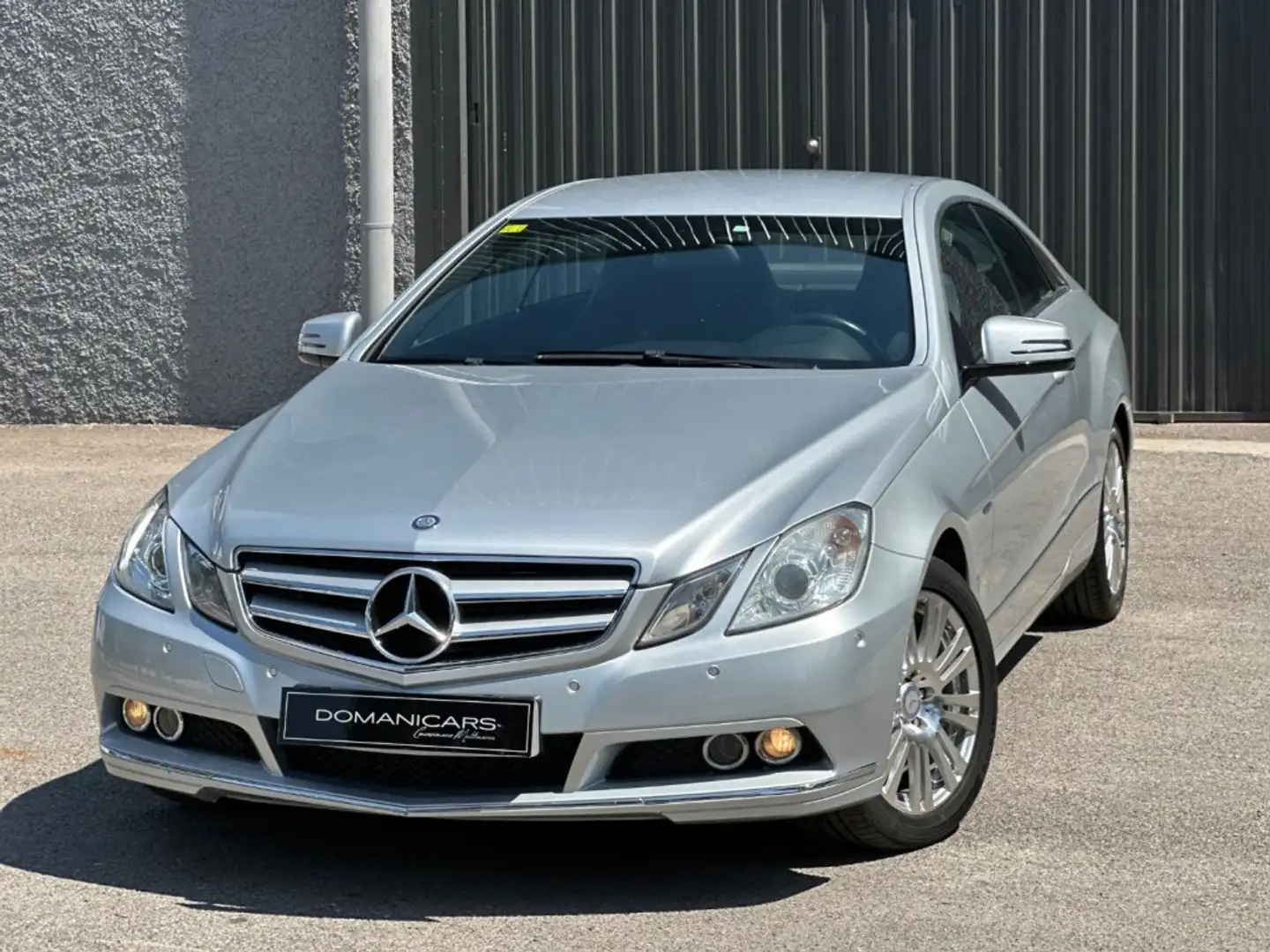Mercedes-Benz E 220 Coupé 220CDI BE Aut. Gris - 1