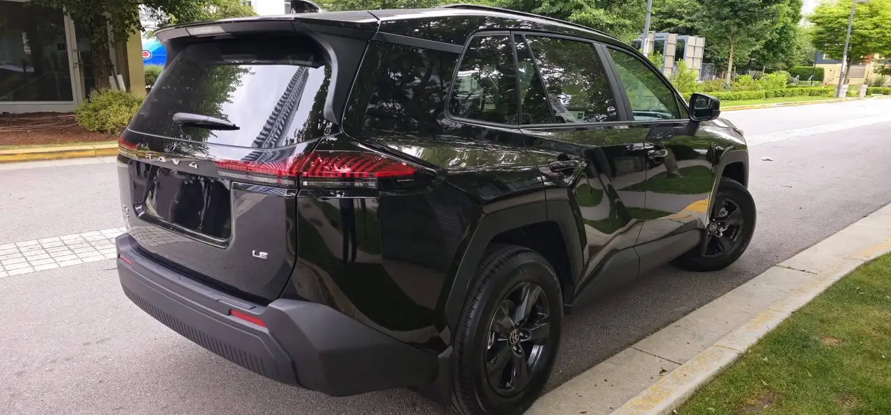 Toyota RAV4 2026
