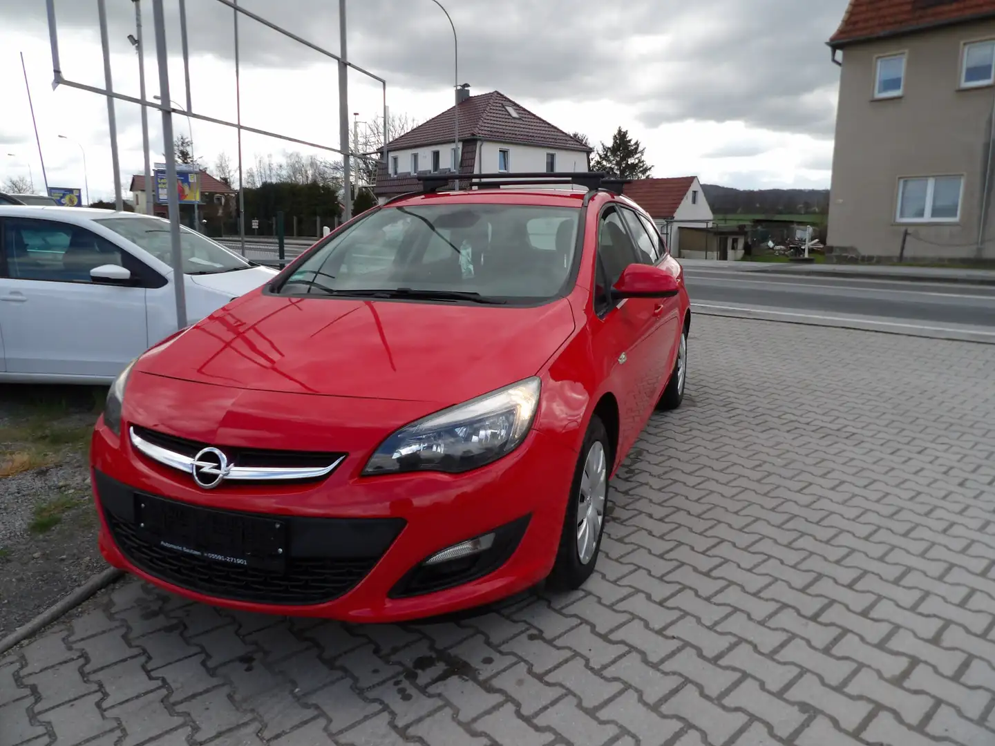 Opel Astra Edition, Klima, HU-AU NEU Rot - 1