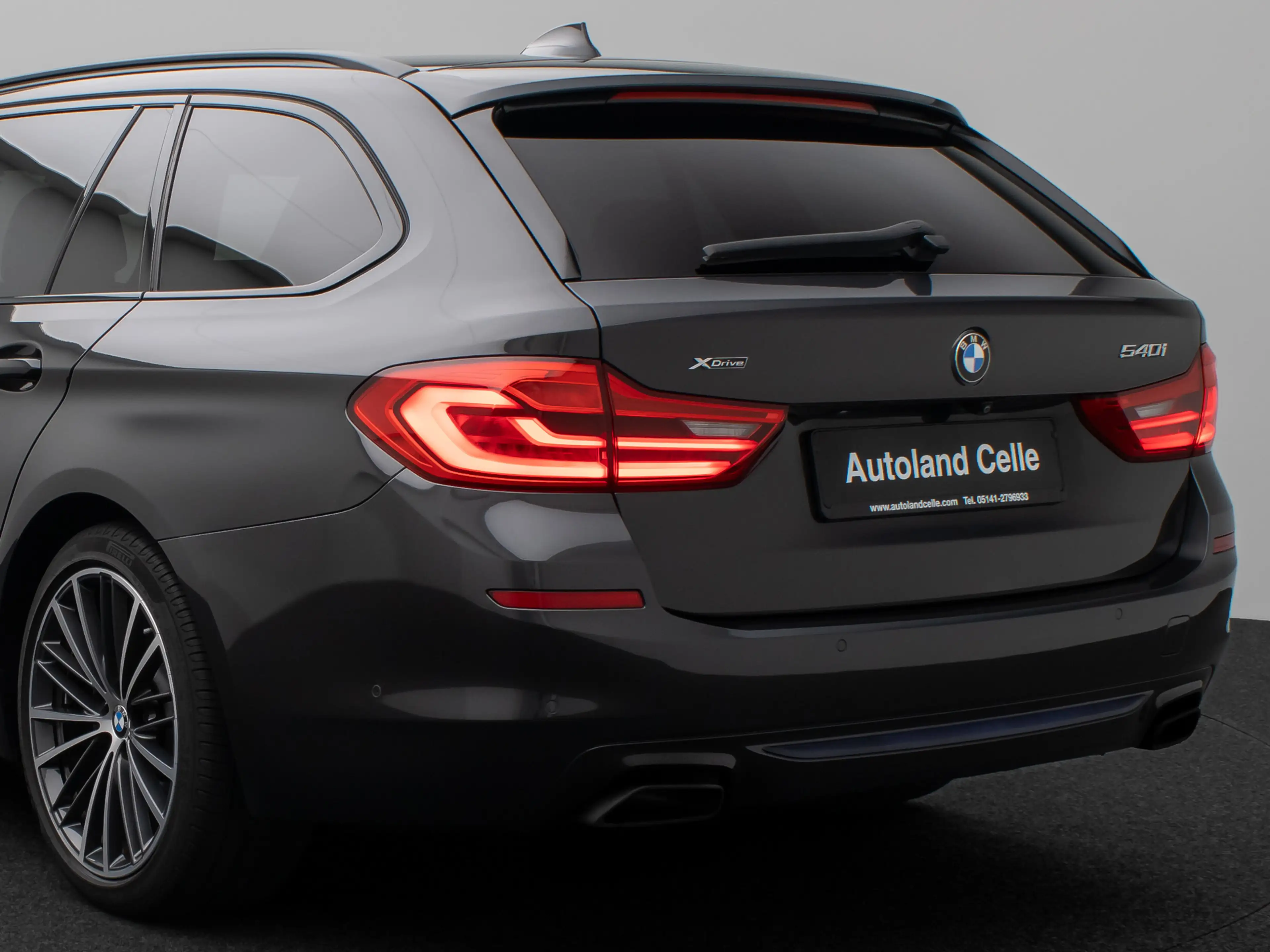 BMW 540 SportLine Panorama HUD DAB HiFi 4xKlima — photo 15