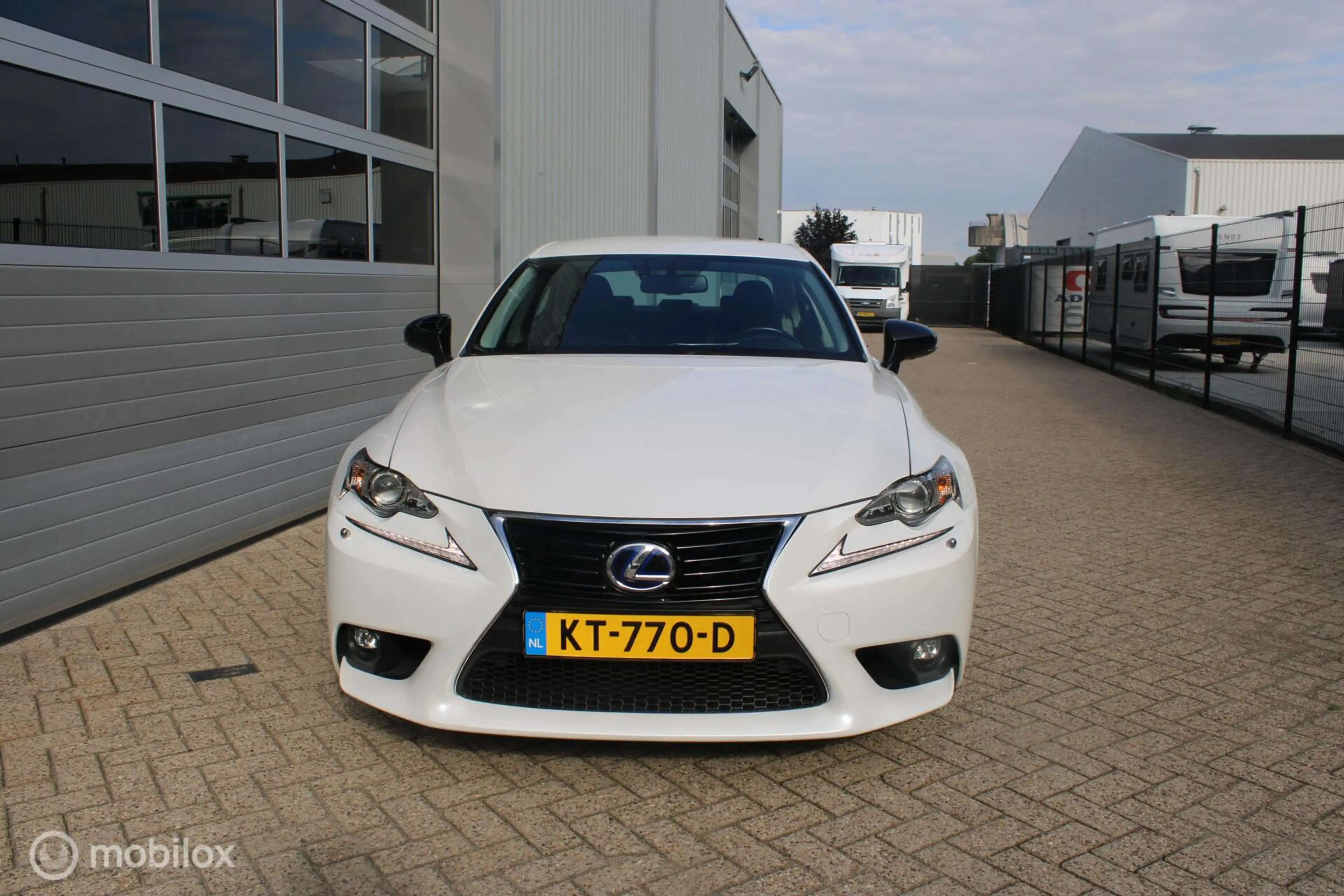 Lexus IS 300 300h Sport Edition NL Auto Boekjes | BTW Auto | Ha — photo 10