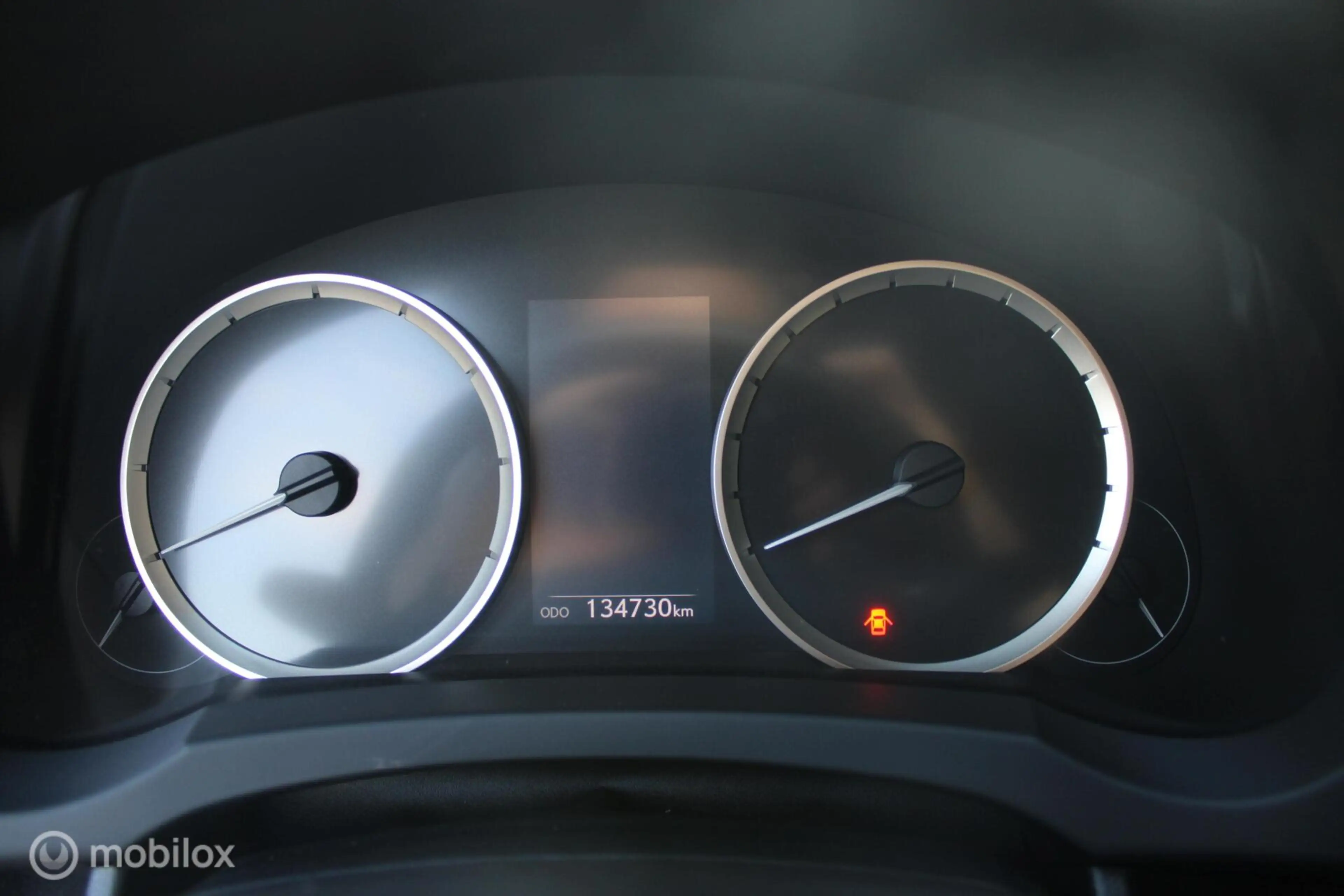 Lexus IS 300 300h Sport Edition NL Auto Boekjes | BTW Auto | Ha — photo 16