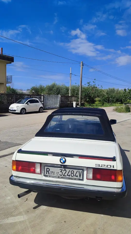 BMW 320i Cabrio L, foto 3