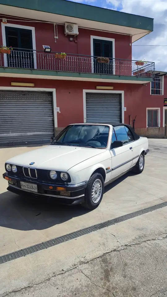 BMW 320i Cabrio L, foto 1