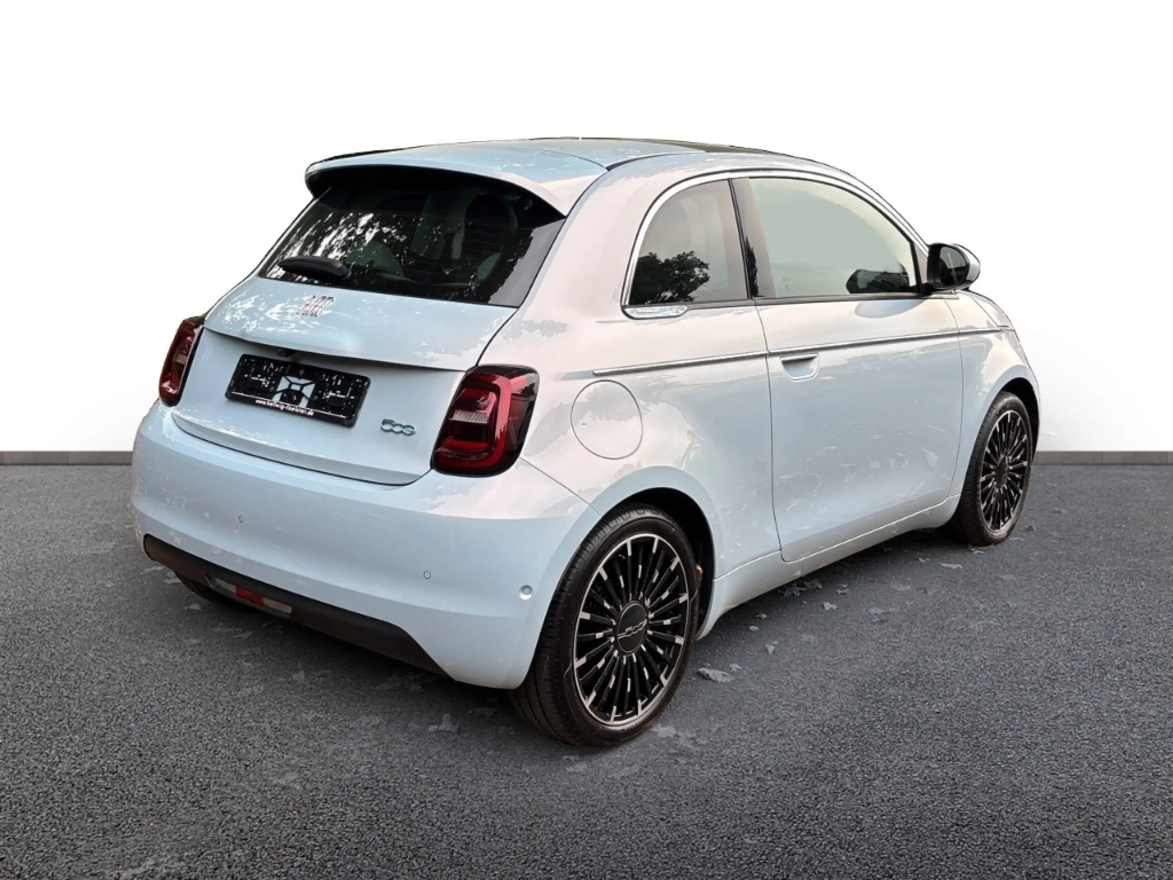 Fiat 500e La Prima, 42kWh Batterie Panorama Navi Soundsystem — photo 7