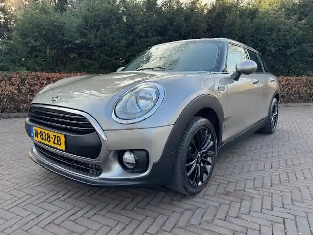 MINI One Clubman 1.5 Business Edition/Pano/Trekhaak/Apk