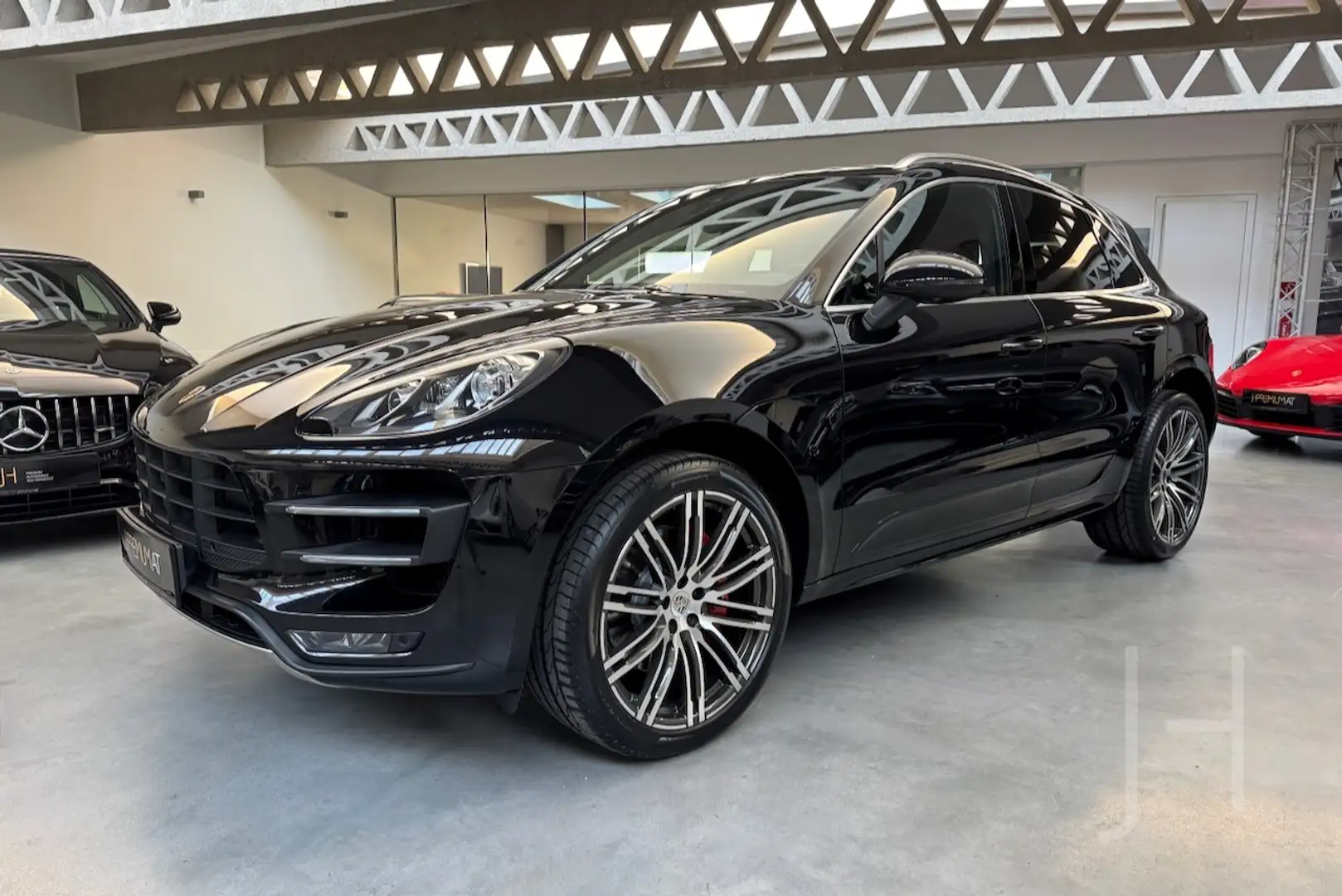 Porsche Macan turbo Negro - 1