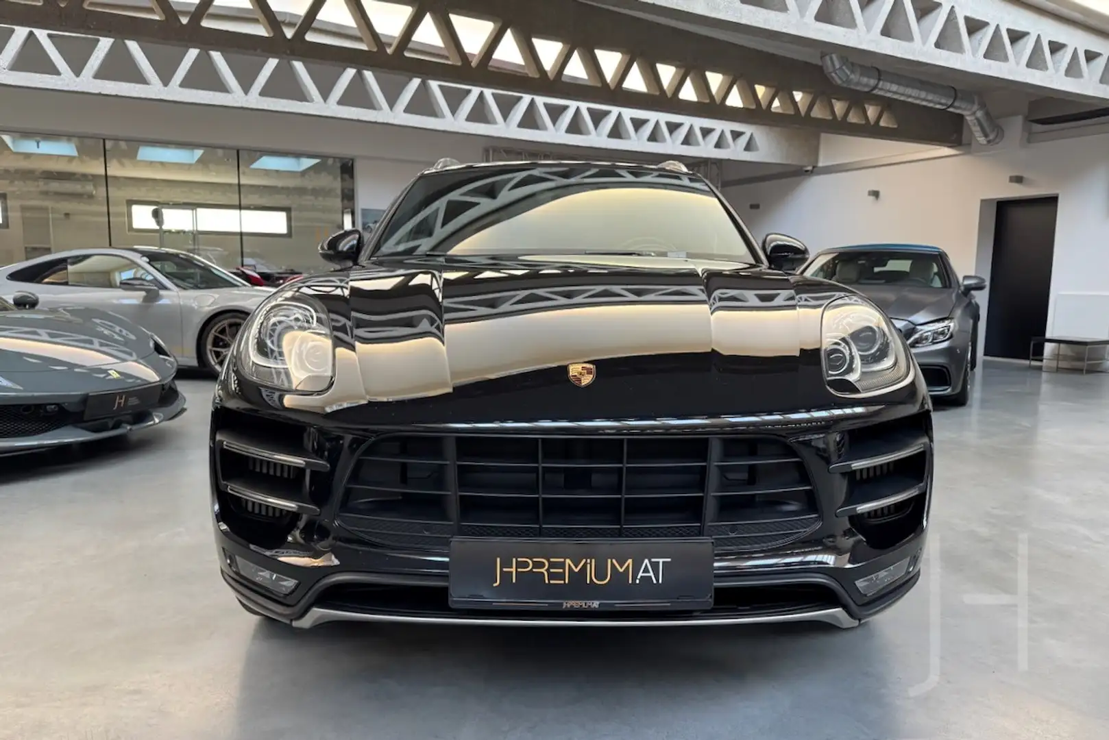 Porsche Macan turbo Negro - 2