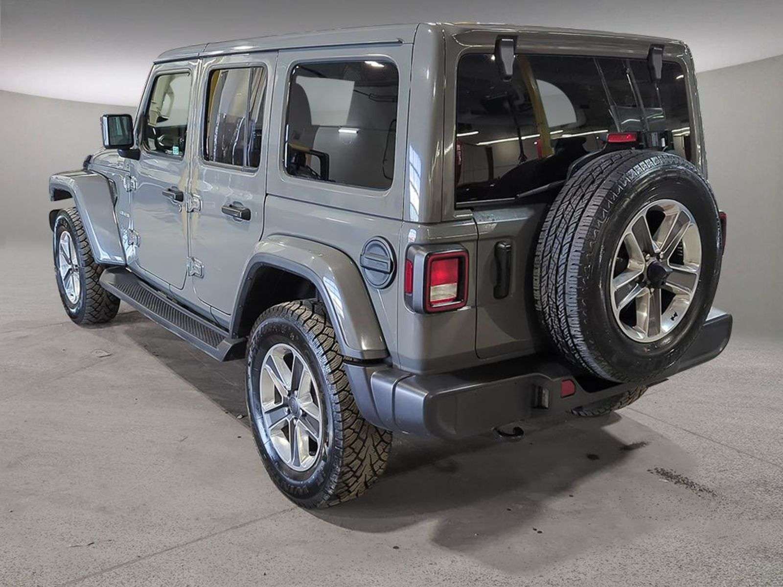2021 Jeep Wrangler SAHARA; REMOTE STARTER, SMART KEY, 4X4, NAV, HARDT — снимка 1