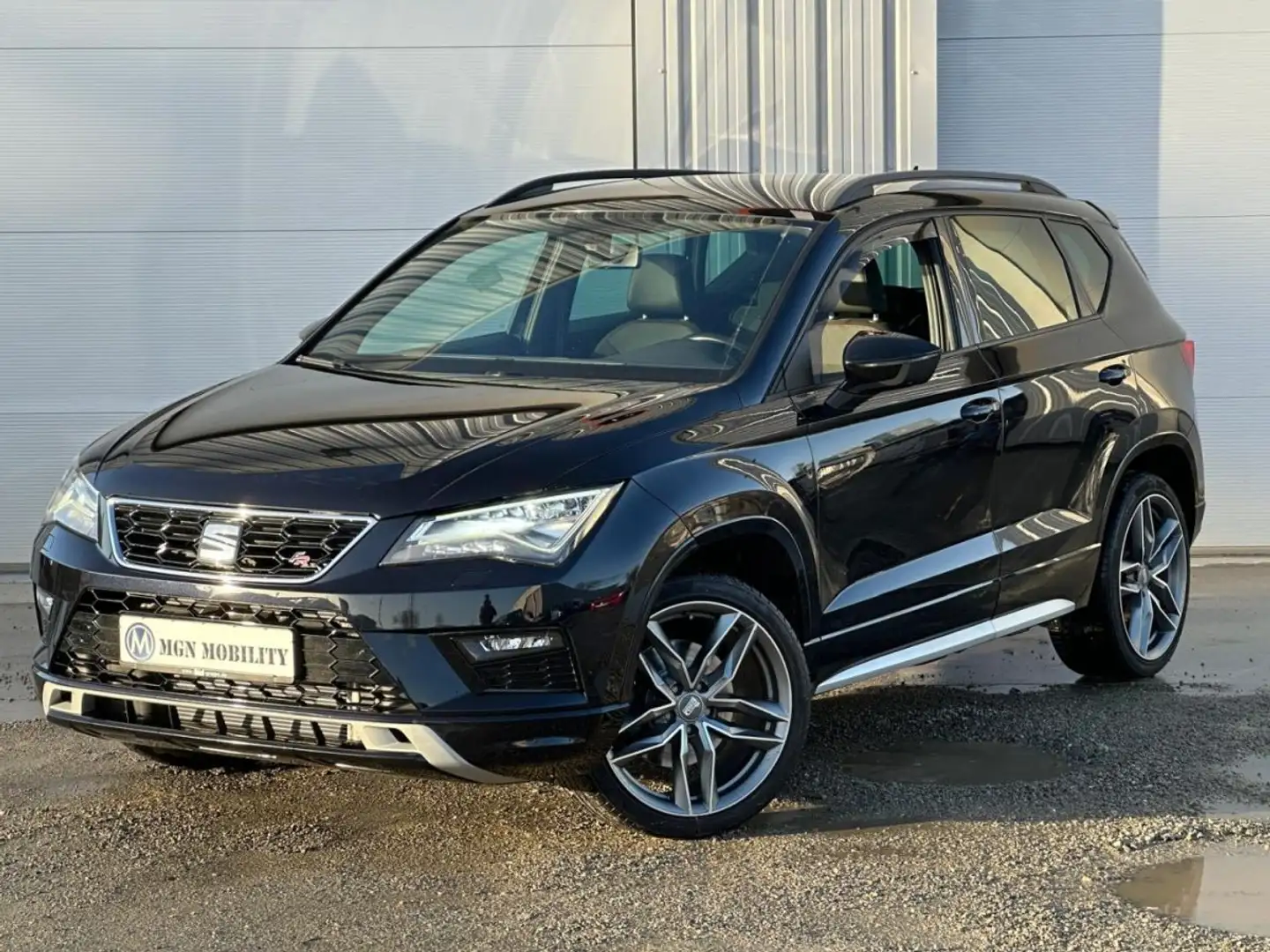 SEAT Ateca FR 2.0 TDI 150 DSG7 Schwarz - 2