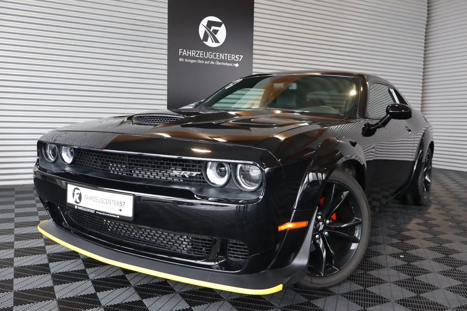 Dodge Challenger 3.6L SXT /ALPINE/CARPLAY/WIDEBODY/SHZ Schwarz - 1