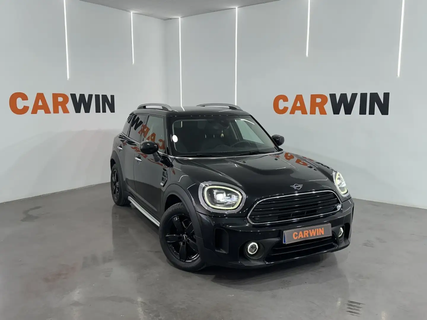 MINI Cooper Countryman D Schwarz - 1