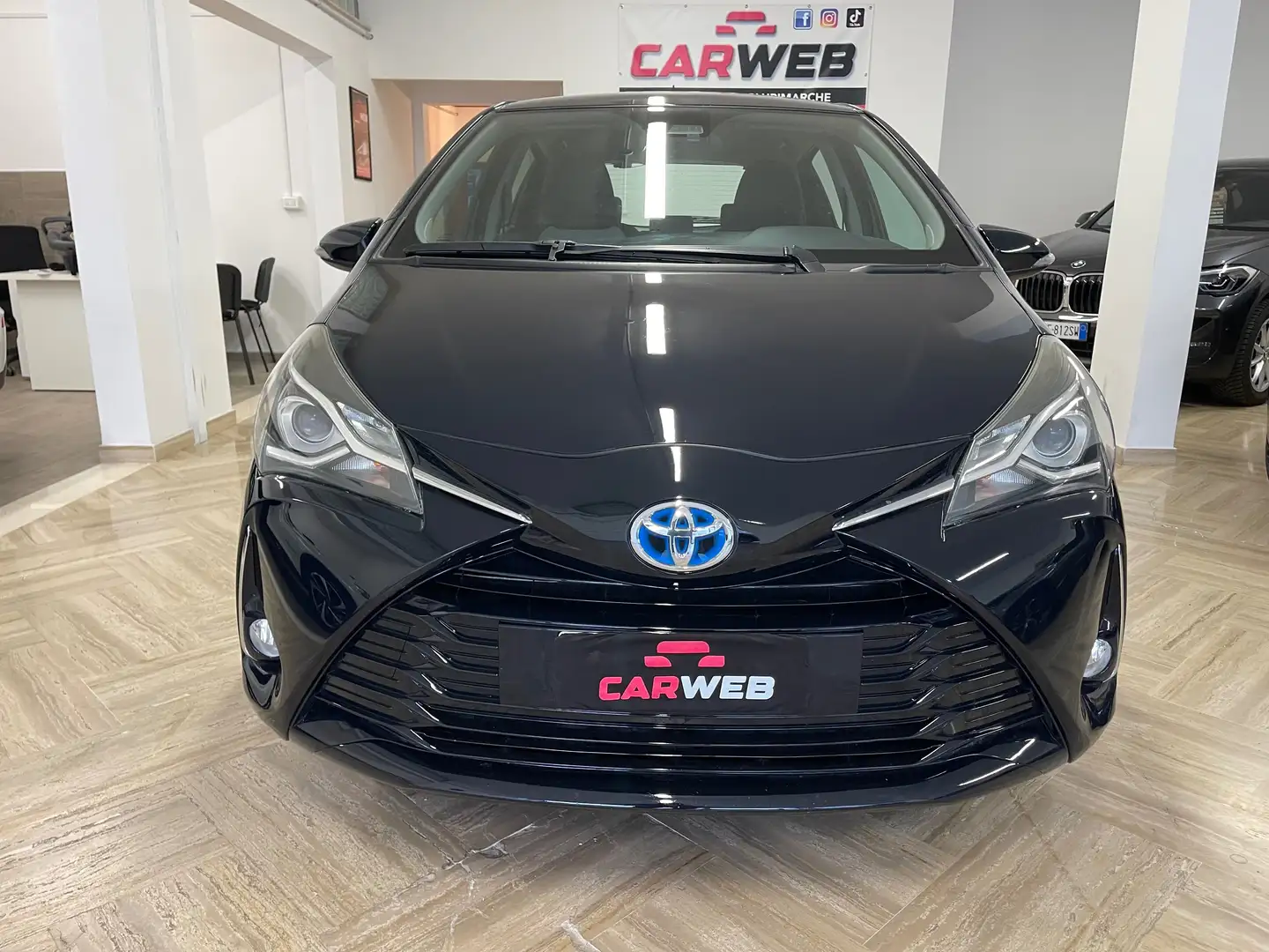 Toyota Yaris Yaris III 2017 5p 1.5h Active Blu/Azzurro - 2