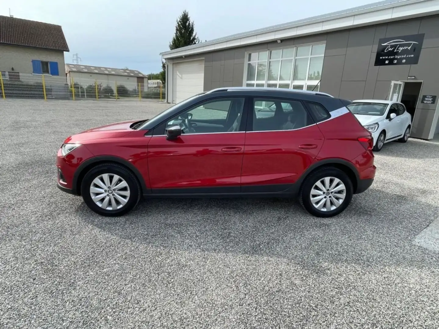 SEAT Arona 1.0 EcoTSI 110 ch Start/Stop DSG7 Xcellence Rouge - 2