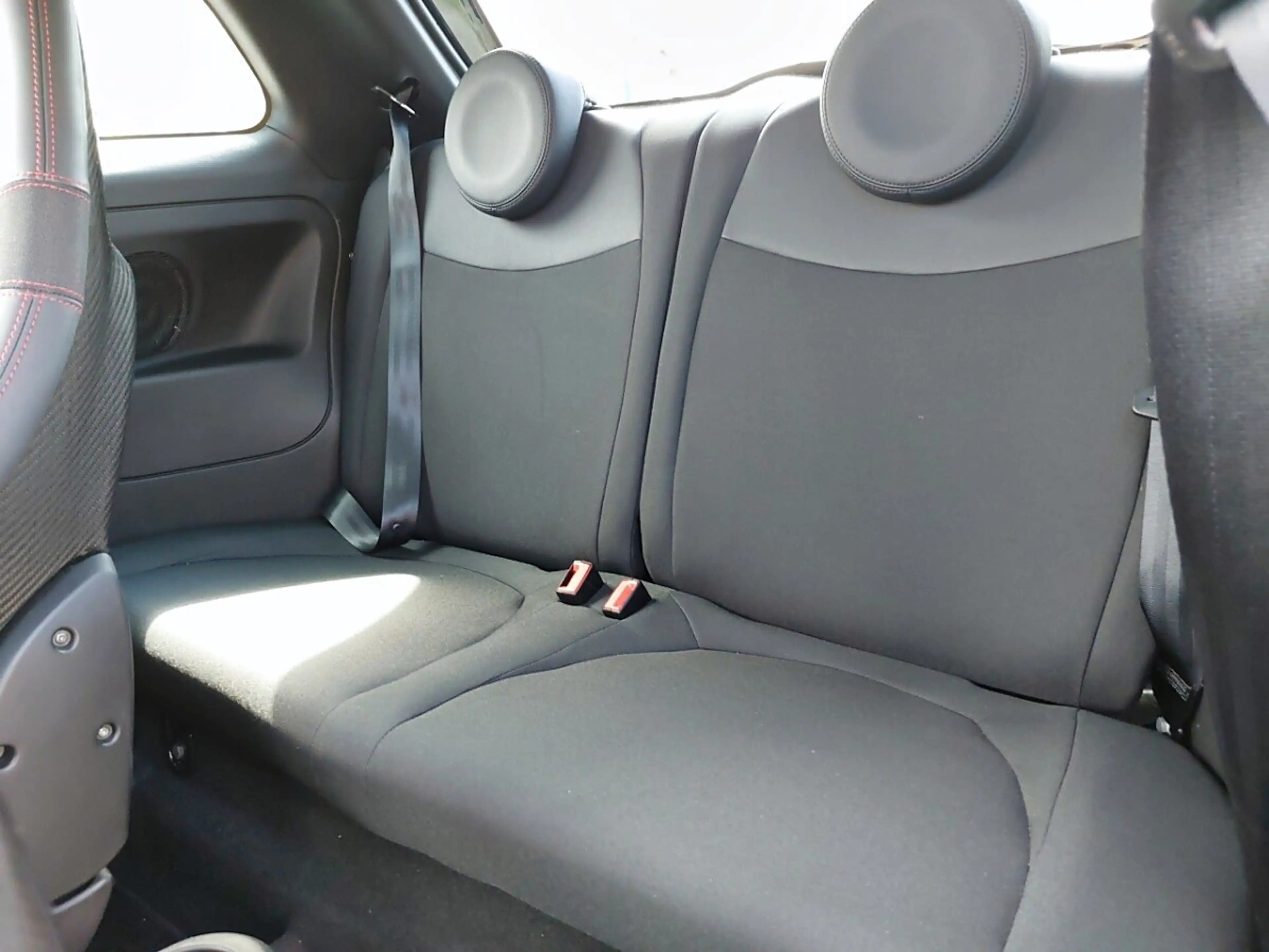 Abarth 595 — photo 10