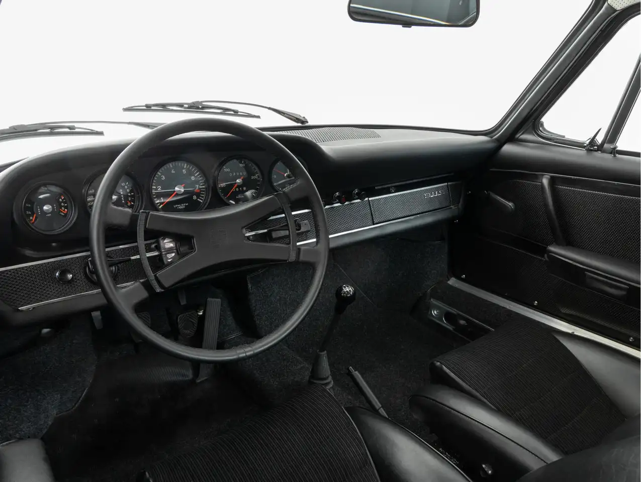 Porsche 992 2.0S Coupe SWB, foto 3