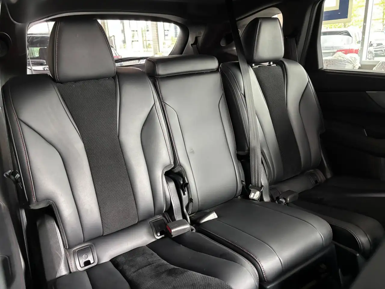 Acura MDX photo Acura MDX