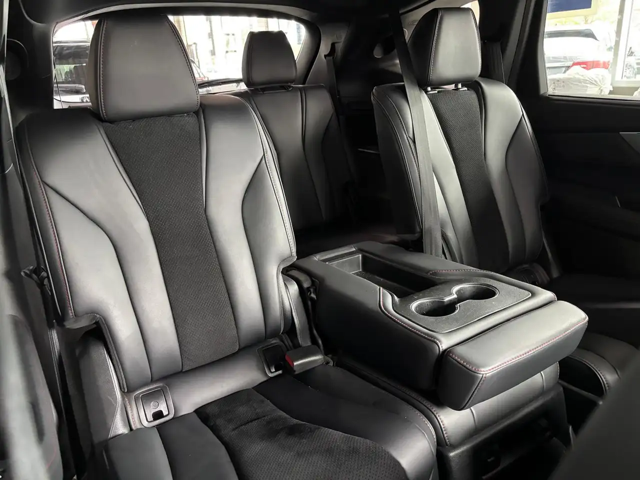 Acura MDX photo Acura MDX