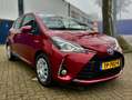 Toyota Yaris 1.5 Hybrid Premium * DEALER ONDERHOUDEN * PANORAMA Rouge - thumbnail 19