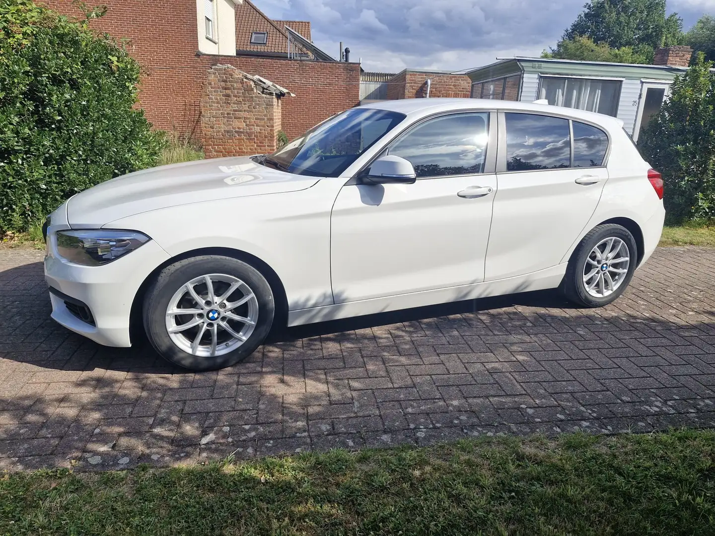 BMW 118 118i Sport Line euro6 103dkm gekeurd 1j garantie Weiß - 2