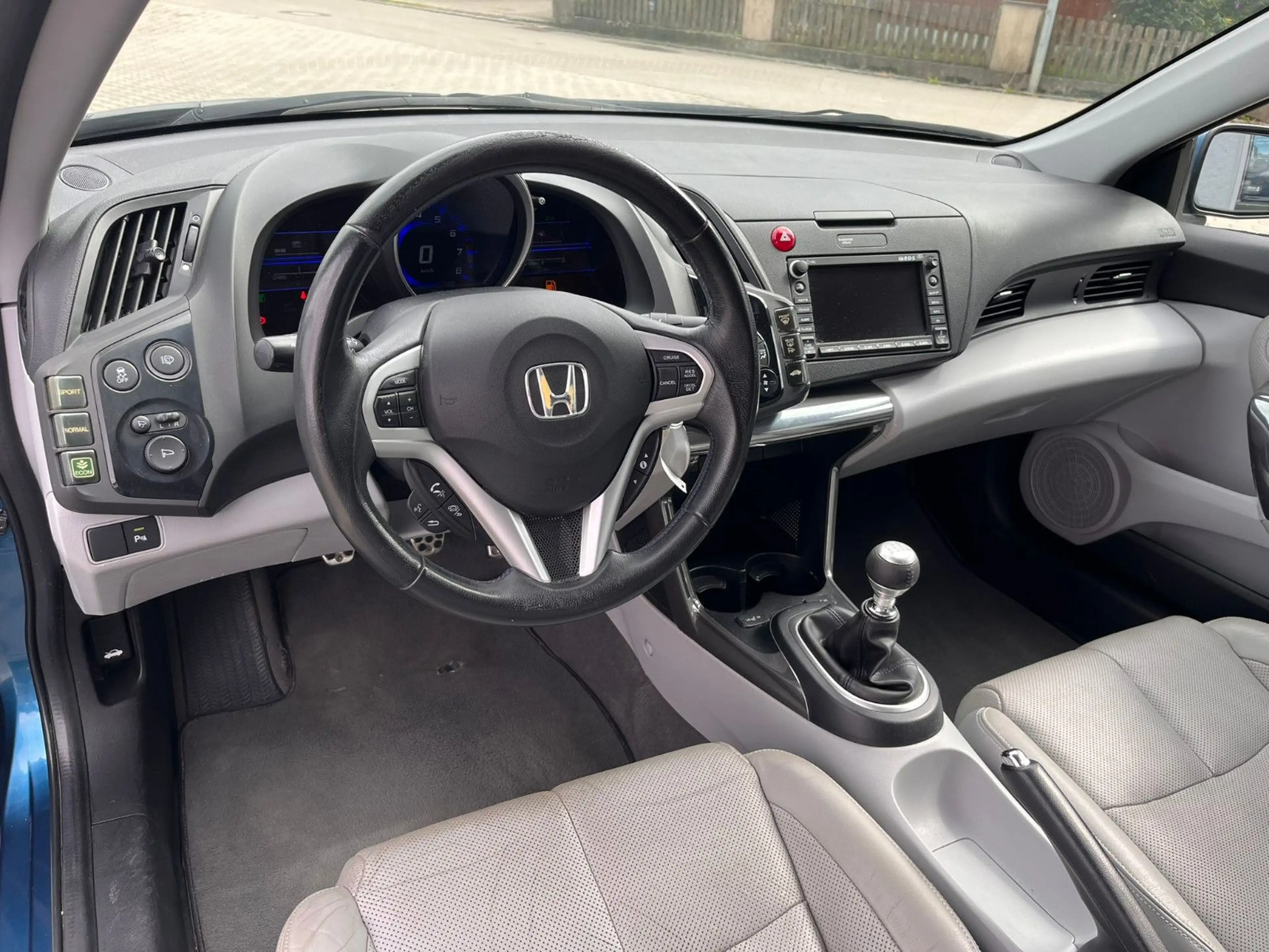Honda CR-Z 1.5 GT — photo 13