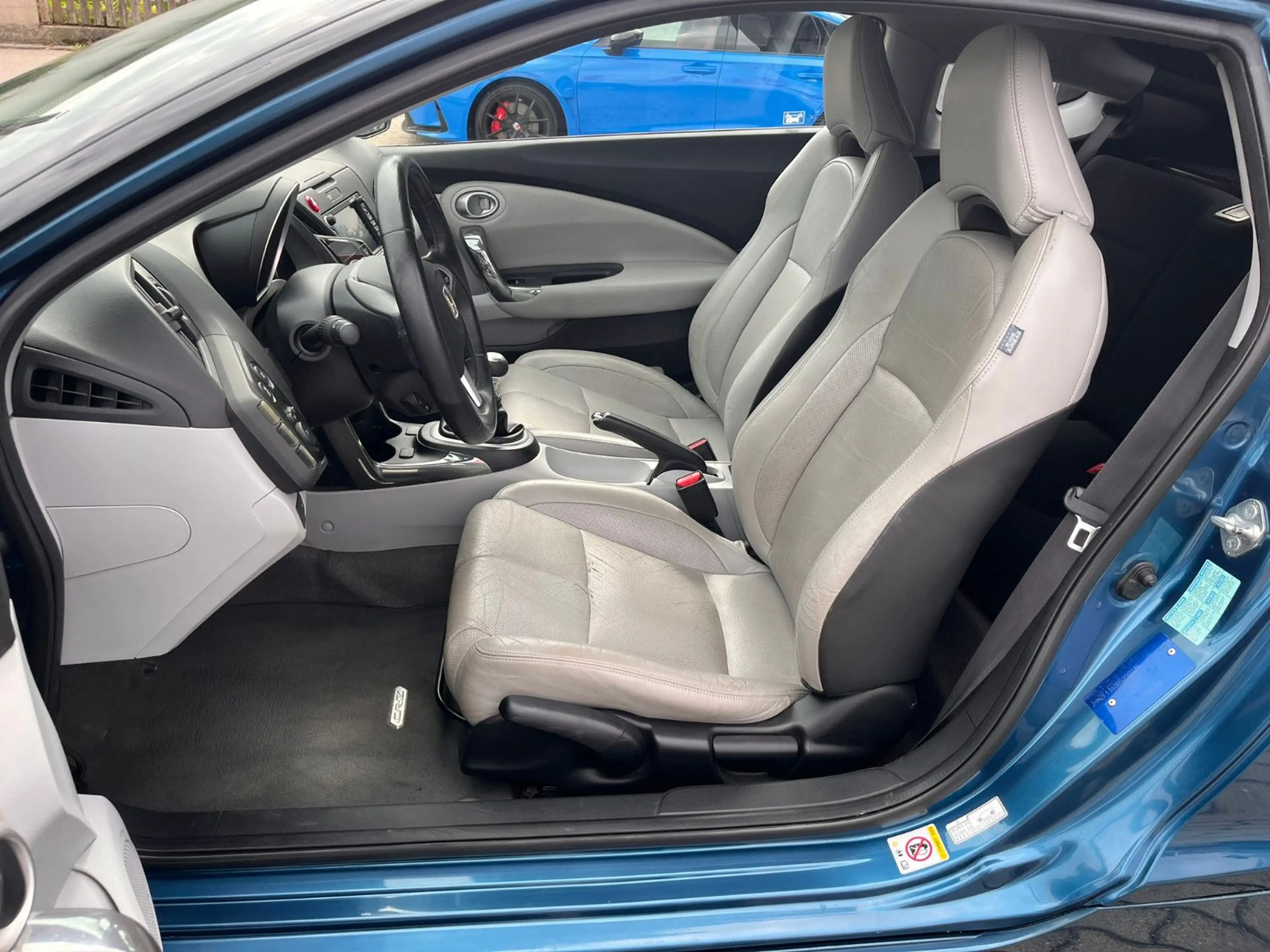 Honda CR-Z 1.5 GT — photo 11