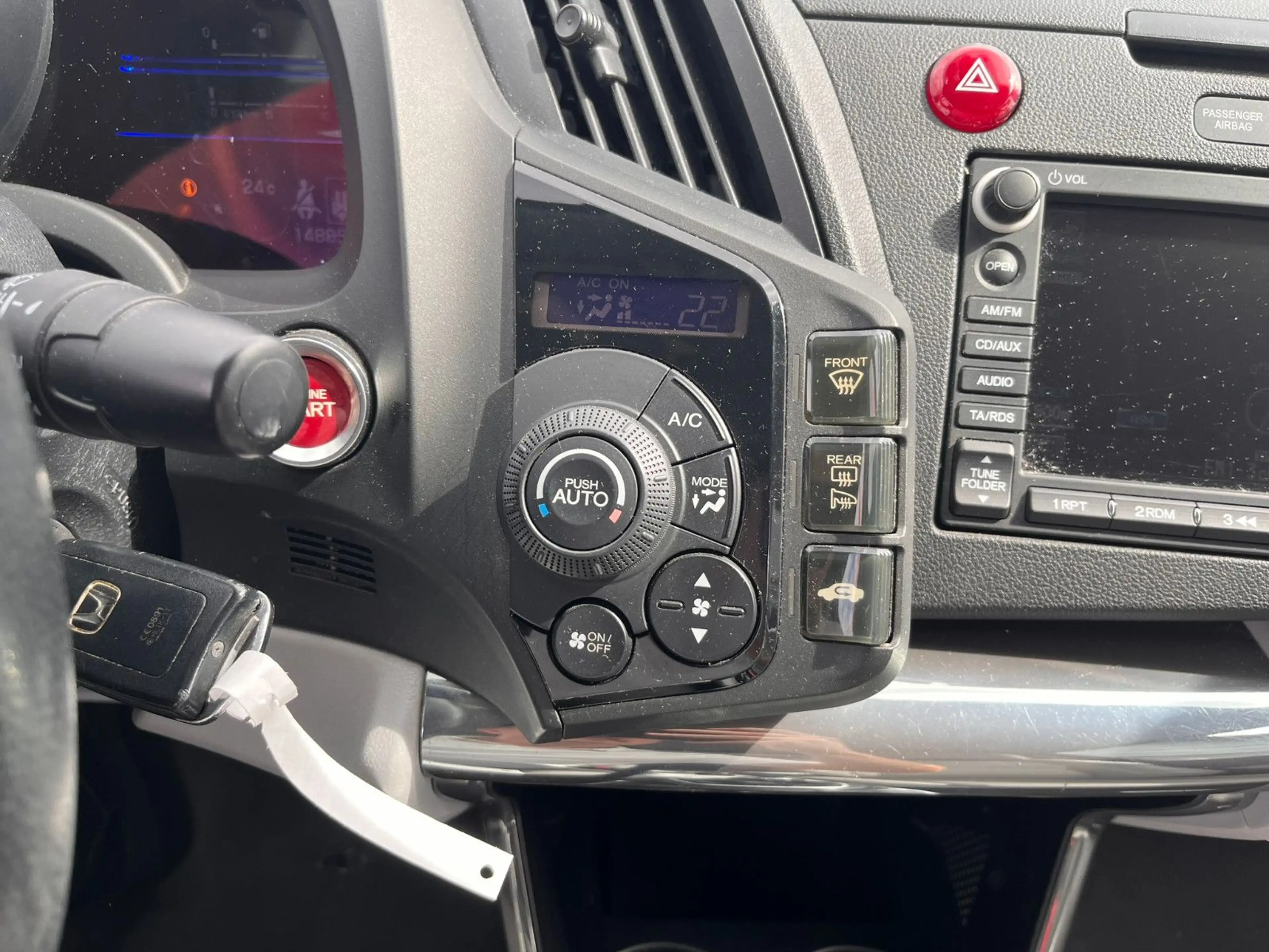 Honda CR-Z 1.5 GT — photo 23