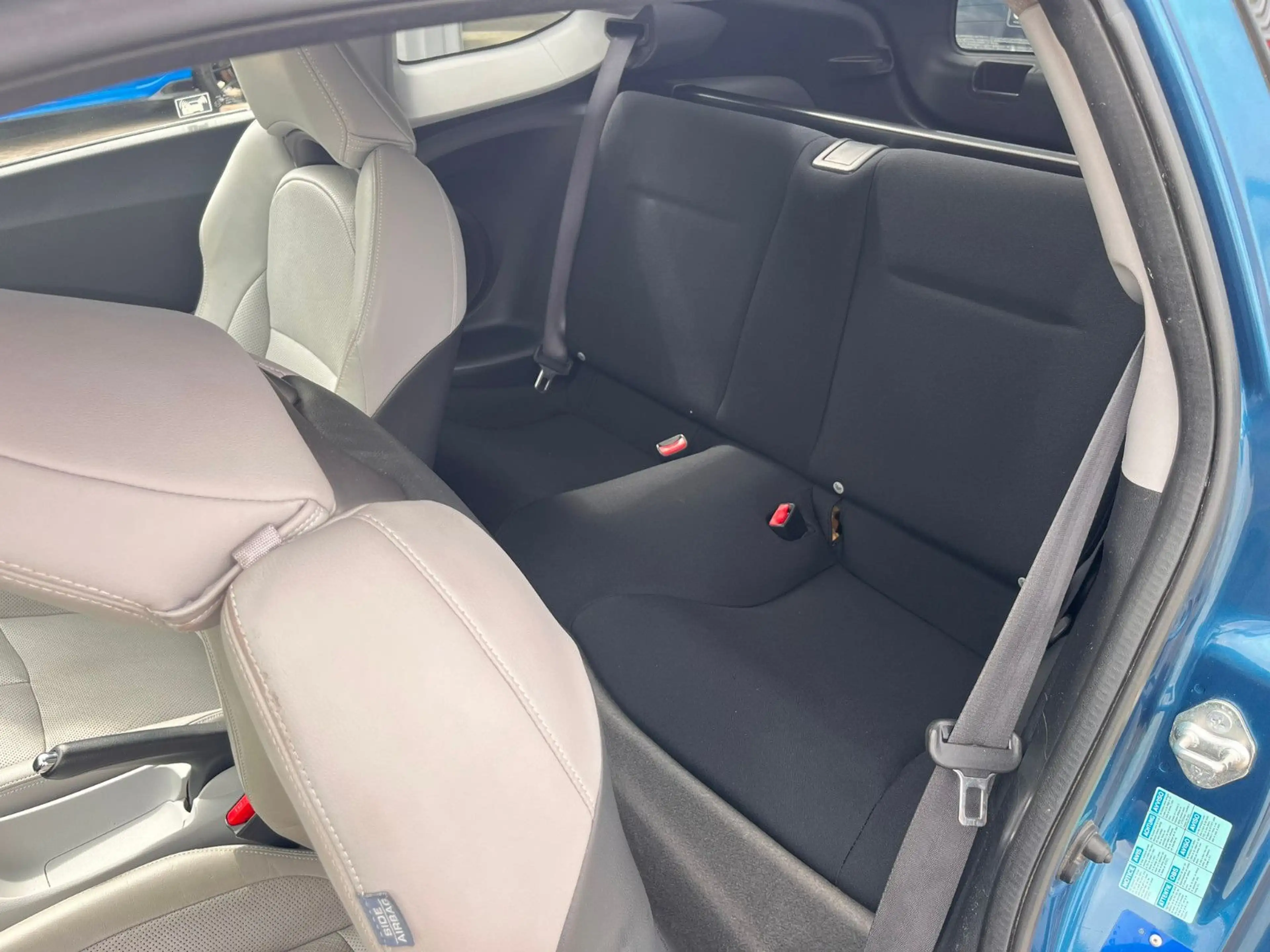 Honda CR-Z 1.5 GT — photo 15