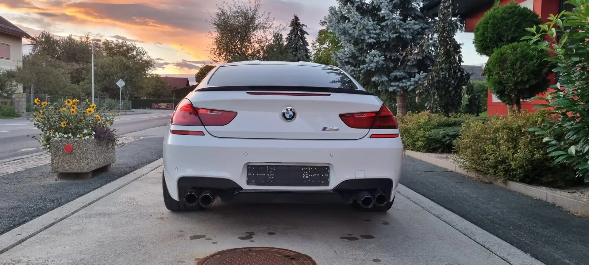 BMW M6 M6 Coupé Aut. Weiß - 2