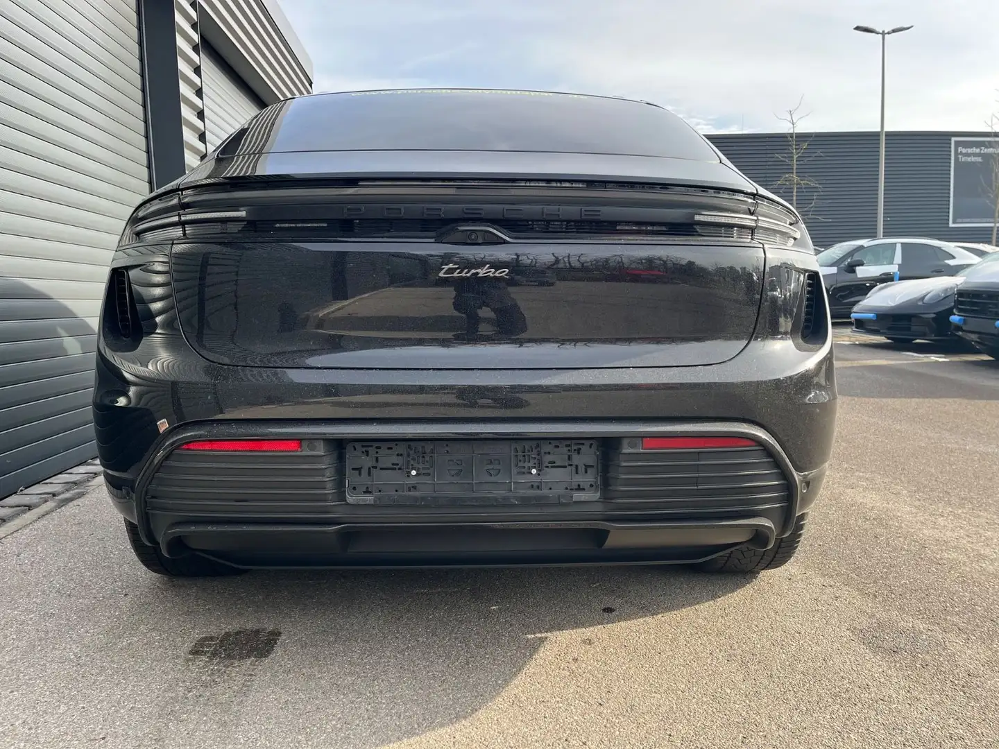 Porsche Macan E Turbo-REALITY HEAD UP- MEGAVOLL!! Zwart - 2